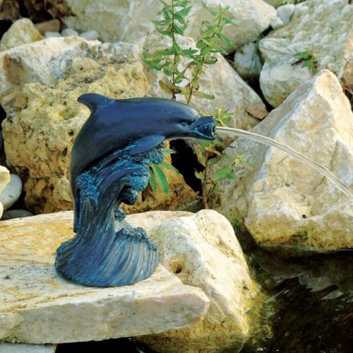 figurina gargoyle, fantana decorativa, fantani decorative, decoratiuni iaz, decoratie pentru iaz